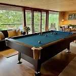 بيت شباب Laimjala With A Cozy Lounge And Terrace